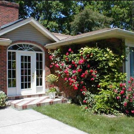 Dorchester House Bed and Breakfast Niagarawatervallen Buitenkant foto