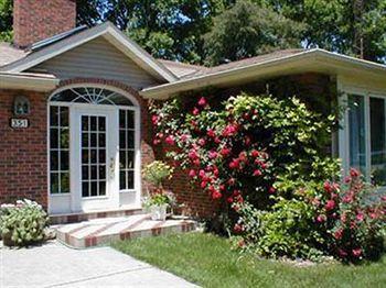 Dorchester House Bed and Breakfast Niagarawatervallen Buitenkant foto